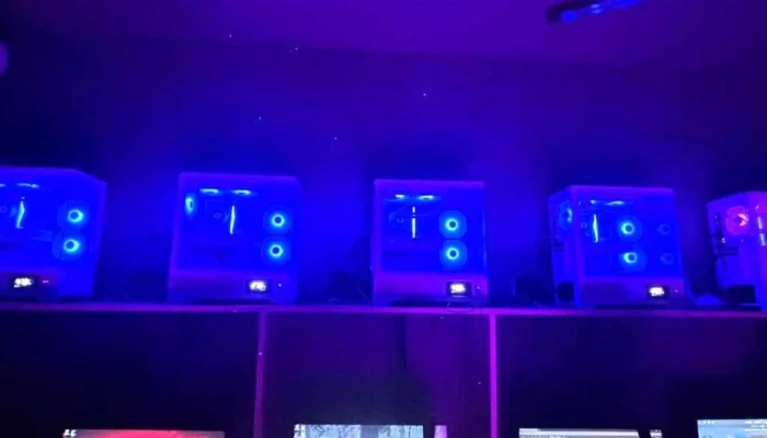 Thunder Gaming Zone Gaming Cafe Game Store - Dombivli