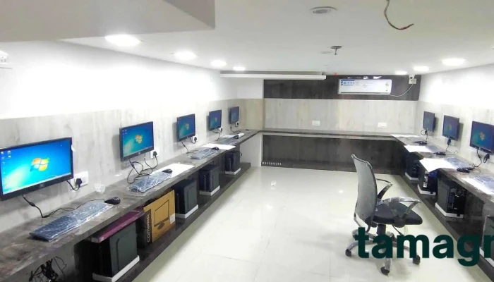 Tri -  Radients Care It Solutions   Laptop Repair Sales Amc Refurbish Laptops Desktops Cctv Networking Data Storage Inside - Kalyan