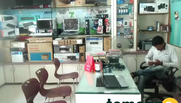 Universal Computer - Near Utkarsh Nagar