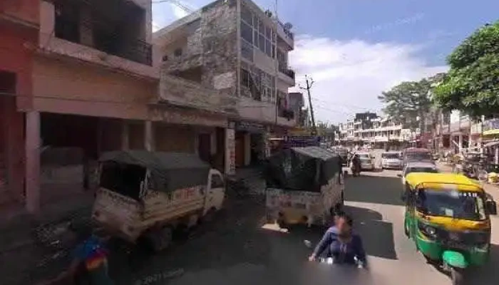 Unk Laptop Street View 360deg - Zirakpur