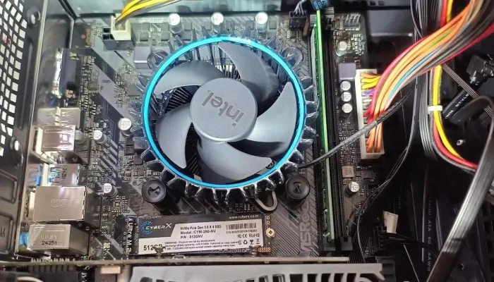 Vashisht Laptop Computer Inside - Gurugram