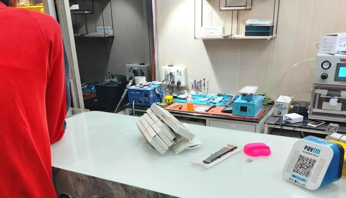 Yamuna Mobiles -    Best Mobile Repairing Shop In Yamunanagar Mobile Phone Repair Shop - Yamuna Nagar